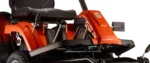 Husqvarna Frontmäher R 112C mit Mähdeck Combi 85 – Winterpaket mit Schneeschild, Gummileiste und Schneeketten – Modell 2023
