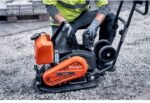 HUSQVARNA LF 60i LAT – Akku Rüttelplatte vorlaufend mit 88 kg – Battery System BLi-X