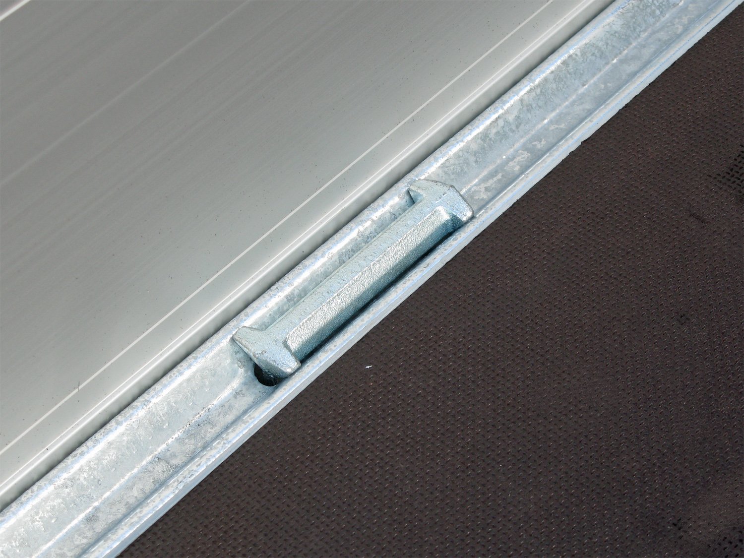 Hapert Azure H-2 – 3000 – 3350 x 1600 Multi Niedriges Fahrwerk – Auffahrpaket