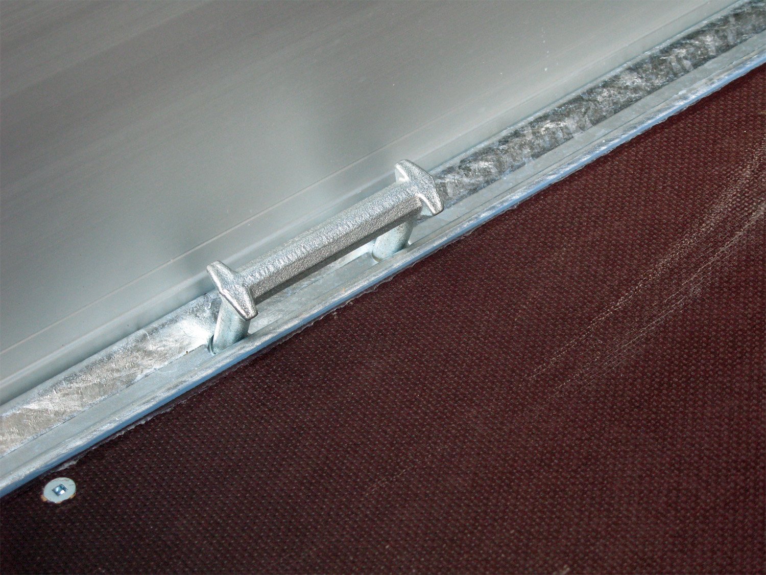 Hapert Azure H-2 – 3500 – 3350 x 1800 Niedriges Fahrwerk