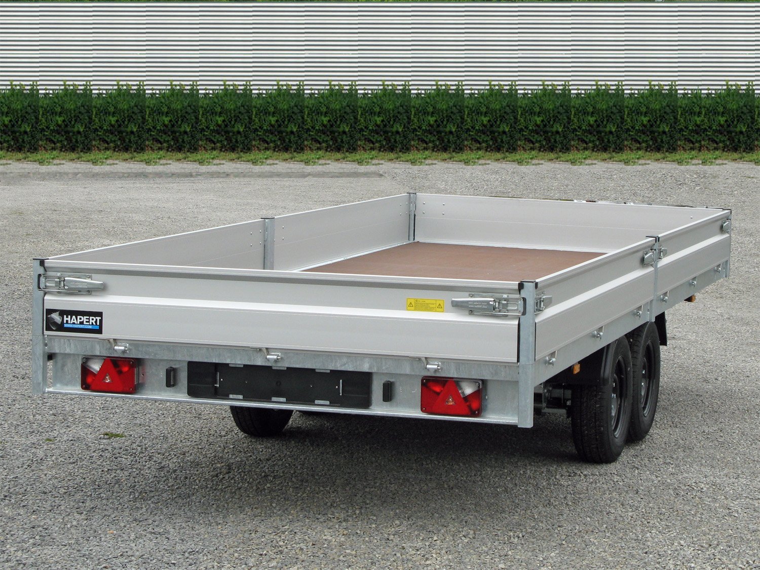 Hapert Azure H-2 – 3500 – 6050 x 2400 Parabelfederung – Niedriges Fahrwerk