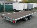 Humbaur Universal 3000 Seilwinde und Auffahrbohlen